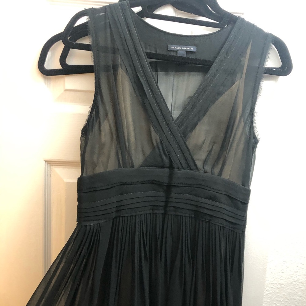 Banana Republic elegant dress